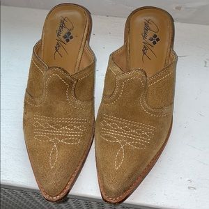 Patricia Nash western slide shoes
